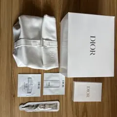 Dior ノベリティ　ポーチ　トランプ　カプチュール試供品