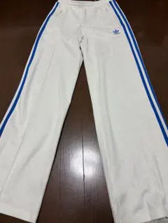 adidas ホワイト×ブルーラインのサムネイル