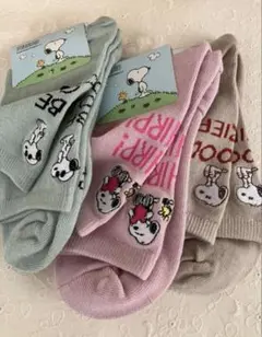 新品3足⭐︎ スヌーピー靴下　レディースソックス　刺繍ソックスA