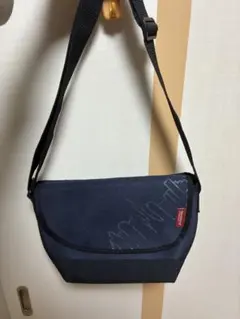 Item thumbnail for item ad266ca0-1d96-40e5-b316-01c9372311ee