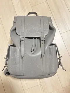 GUCCI GGエンボス バックパック グレーのサムネイル