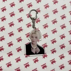 8TURN アクリルキーホルダー　ミョンホ