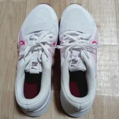 NIKEIスニーカー