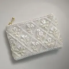 お値下げ！インド刺繍リボン ちょっと大きなフラットポーチ - メルカリ