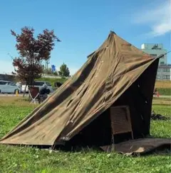 ハンガリー軍幕　２枚　ポール・ペグセット①　 ワンポールテント　ハリケーンカモ ハンガリー軍幕① ポンチョ 2枚 ポール・ペグセット ワンポールテント