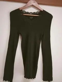 LOWRYS FARM ブラック　長袖Tシャツ カットソー　ローリズファーム