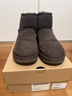 UGG ムートンブーツ クラシック　ミニ　ブラウン