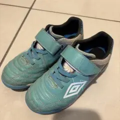Umbro キッズ　サッカーシューズ 19センチ