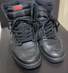 NIKE AIR JORDAN 1 RETRO HIGH OG BLACKのサムネイル