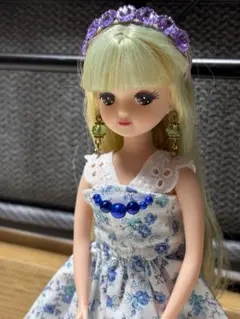 Item thumbnail for item 09481fd1-b539-44e5-a0bb-24c715f6dabd