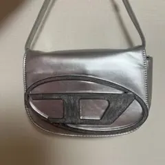 シルバー グリッター ロゴ ショルダーバッグのサムネイル