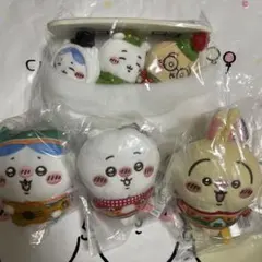 ちいかわ　ハッピーホリデーなおやすみベッドと繋がるマスコットセット