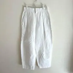 美品Curensology カレンソロジー コットンリネンタックパンツ 36 白のサムネイル