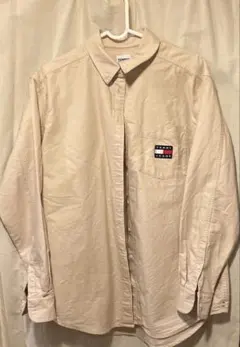 TOMMYJEANS ベージュシャツ
