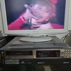 Item thumbnail for item 8b282bfb-cd2d-4c03-996c-1c800424a59d