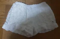 E hyphen イーハイフンワールドギャラリー ショートパンツ ベージュ 花柄