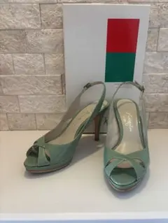 銀座カネマツ　パンプス　サンダル　エナメル　オープントゥ　グリーン 23D 春