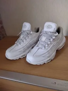 NIKE Air Max 95 ホワイト 27.5cm 訳あり
