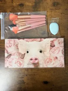 【新品】【正規品】PERFECT DIARY アイシャドウ 豚