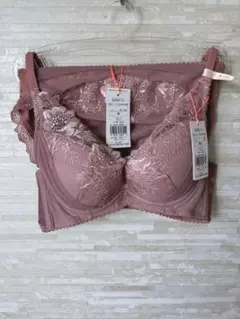 B65M」トリンプ 芍薬チャーミングラマースリムライン DeepVブラ&ショーツ