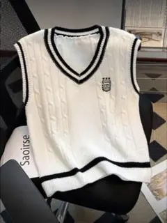 EMERY ROSE 韓国風 白黒ライン Vネック ニットベスト スクール風