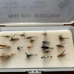 TIMCO IWAI FLY SELECTON 毛鉤 毛針　おまけ付きのサムネイル