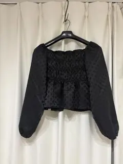 flower パフスリーブ ブラック トップス Fサイズのサムネイル