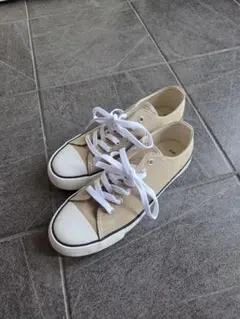 Item thumbnail for item 4233bb5b-5eb7-4bae-91f2-cd945e42d341