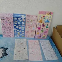 しんちゃん　おはじき　平成レトロ　キラキラアニマル　サンリオ　ぷくっと　シール
