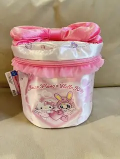 メゾピアノ×ハローキティー　バニティーポーチ　ピンク