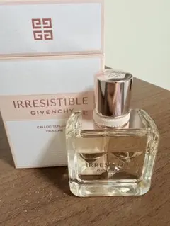 GIVENCHY IRRESISTIBLE オーデトワレ フレッシュ 35mlのサムネイル