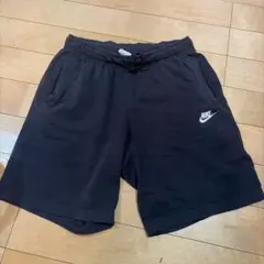 NIKE 黒 ショートパンツ Mサイズ