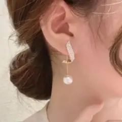 パール ラインストーンピアス ゴールド 新品 結婚式 二次会 パーティ お呼ばれ