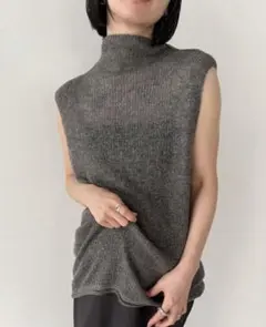 ハイネックシアーノースリーブロングニットby SON select MOCA