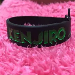 ゴムブレス 山下健二郎