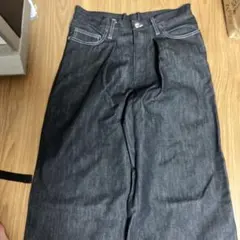 ワイドシルエット ブラックデニムパンツのサムネイル
