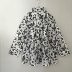 総柄　蝶々　模様 シアー長袖ロングシャツ ホワイト/ブラック