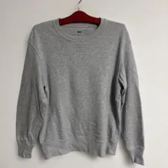 ユニクロ　グレー　スウェット