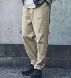 アーバンリサーチ サニーレーベル テーパード コーデュロイパンツ