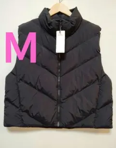 新品 UNIQLO パフテッククロップドベスト ブラック Ｍサイズ ユニクロ