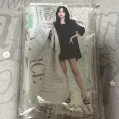 ミナ　シーグリ　アクスタ