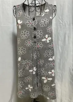 花柄 ロングベスト エプロン風 前ボタン ポケット付き グレー系 未使用