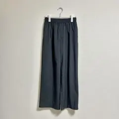 ユニクロ　2026 イージータックパンツ　ダークグレー　超美品　UNIQLO