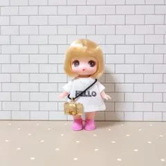 ぷちリカちゃん服　ロゴワンピース&カメラチャームセット　ハンドメイドのサムネイル