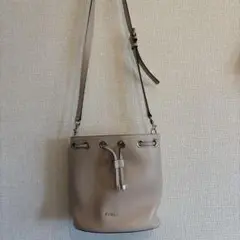 巾着型ショルダーバッグ