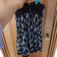 【美品】axesfamme ディズニーコラボ 不思議の国のアリス柄 膝丈スカート