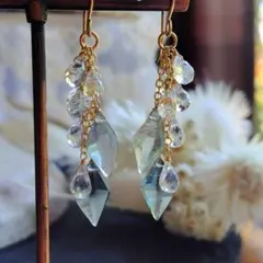 ♥スーパーsale❤スピンドル フローライト ナチュラルトパーズ ピアス