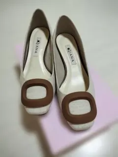 Diana ハイヒール・パンプス 21.5cm ベージュ/ブラウン