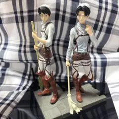 進撃の巨人＊エレン&リヴァイお掃除フィギュア