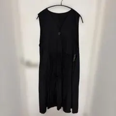【新品未使用品】ブラック Vネック ノースリーブ ロングジレのサムネイル